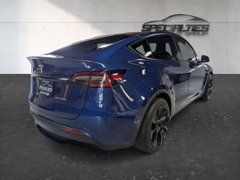 Used 2021 Tesla Model Y Long Range AWD/4WD image 10