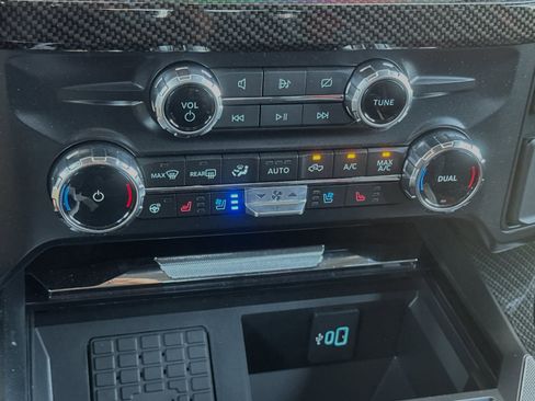 New 2024 Ford F250 Lariat w/ Lariat Ultimate Package image 20