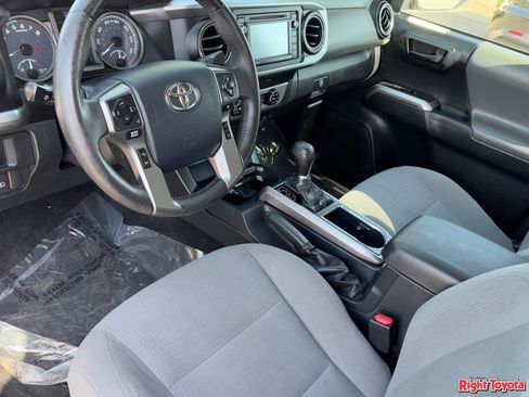 Certified 2019 Toyota Tacoma SR5 image 19