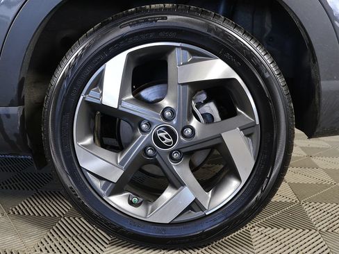 Certified 2026 Hyundai Venue SEL FWD image 18