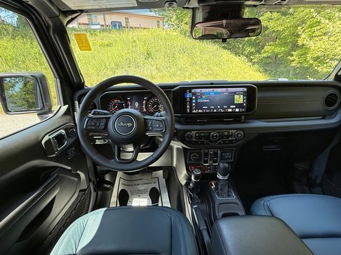 Used 2024 Jeep Wrangler Unlimited Rubicon w/ Safety Group AWD/4WD image 13