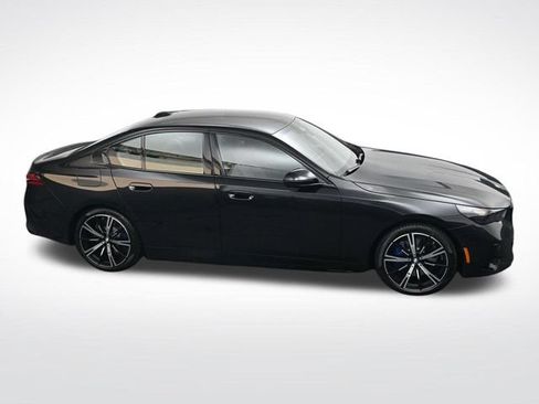 New 2027 BMW 550e xDrive w/ Executive Package AWD/4WD image 27
