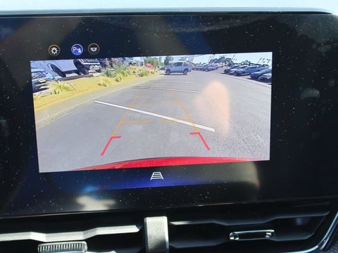 Used 2025 Chevrolet Equinox RS w/ Convenience Package III AWD/4WD image 21