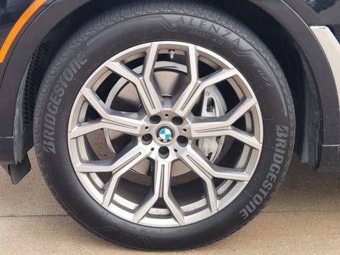 Used 2022 BMW X7 xDrive40i w/ Premium Package AWD/4WD image 10