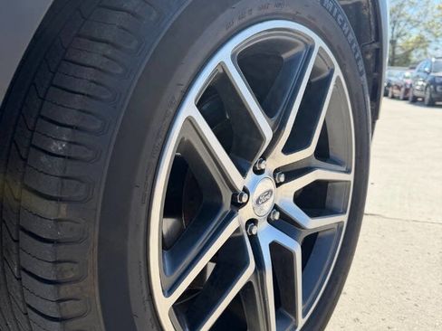 Used 2018 Ford Explorer Sport w/ Equipment Group 401A AWD/4WD image 9