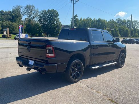 Used 2023 RAM 1500 Laramie AWD/4WD image 3