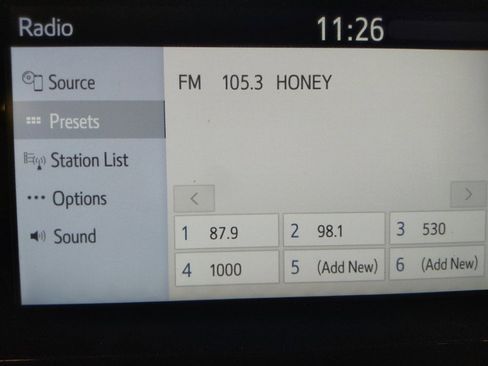 Used 2020 Toyota Corolla LE image 25