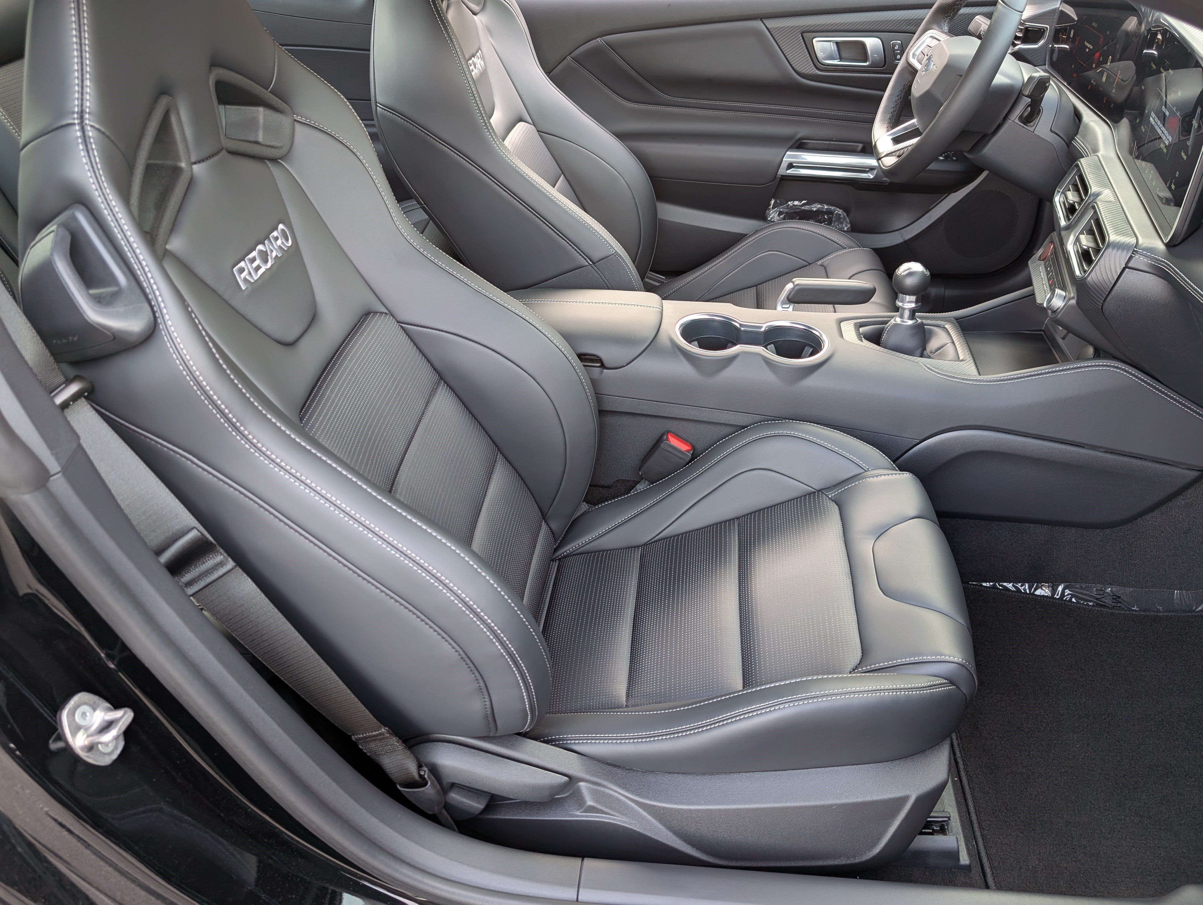 Used 2026 Ford Mustang GT Premium w/ GT Performance Package RWD image 18