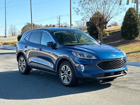 Used 2022 Ford Escape SEL w/ Technology Package image 8