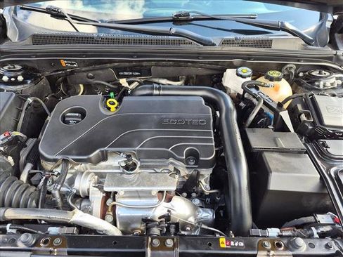 Used 2024 Chevrolet Malibu LT FWD image 21