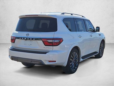 Used 2021 Nissan Armada Platinum w/ Captain's Chairs Package RWD image 5
