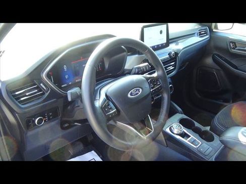 Used 2024 Ford Escape Active image 18