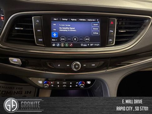 Used 2023 Buick Enclave Avenir w/ Avenir Technology Package AWD/4WD image 18