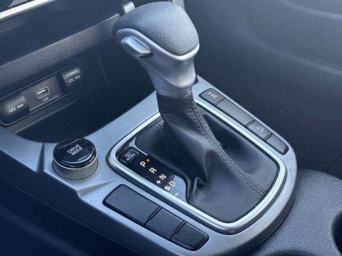 Used 2023 Kia Seltos LX image 21