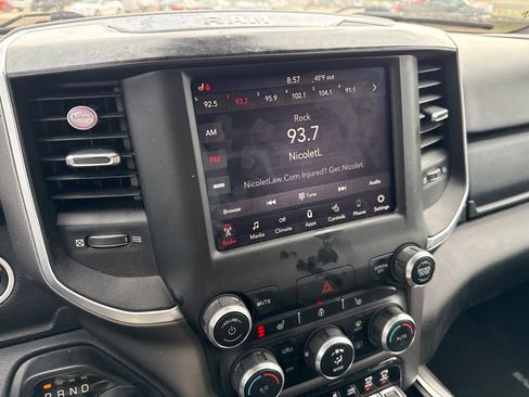 Used 2019 RAM 1500 Big Horn AWD/4WD image 8