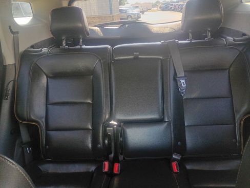 Used 2023 GMC Terrain AT4 AWD/4WD image 14