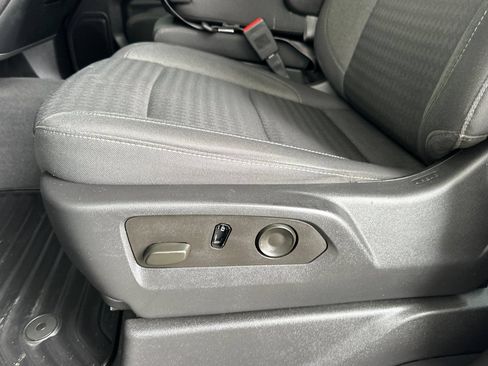 Certified 2023 Chevrolet Silverado 1500 Custom AWD/4WD image 13