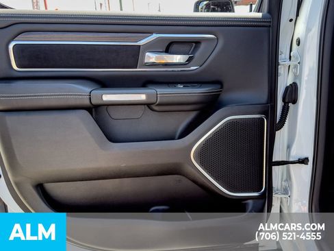 Used 2025 RAM 1500 Laramie AWD/4WD image 14