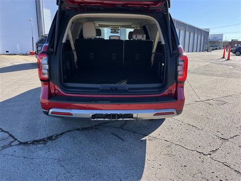 Used 2022 Ford Expedition Max Limited image 12