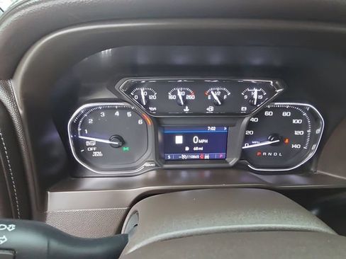 Used 2020 GMC Sierra 1500 SLT w/ SLT Premium Package AWD/4WD image 18
