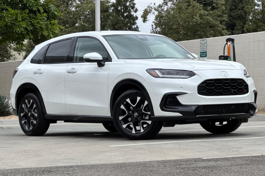 New 2027 Honda HR-V EX-L image 2