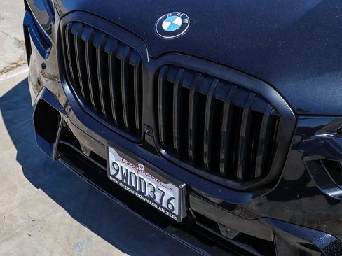 Used 2026 BMW X7 xDrive40i w/ M Sport Package AWD/4WD image 10