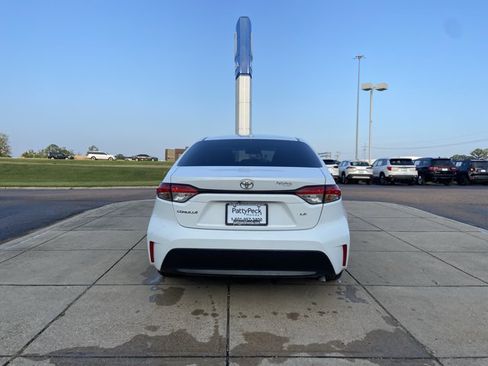 Used 2023 Toyota Corolla LE FWD image 10