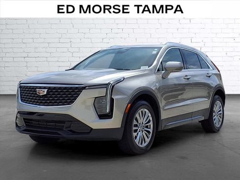 Certified 2025 Cadillac XT4 Premium Luxury FWD image 1