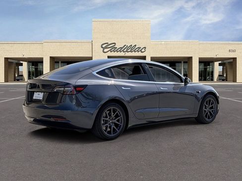 Used 2018 Tesla Model 3 Long Range RWD image 5