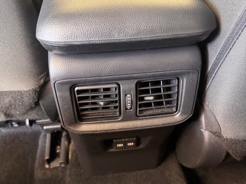 Used 2025 Toyota RAV4 XLE w/ Weather Package AWD/4WD image 31