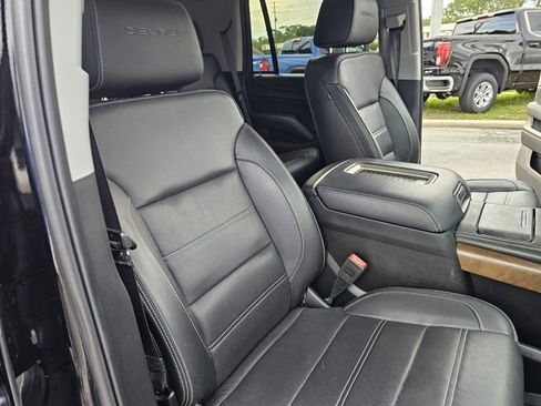 Used 2018 GMC Yukon Denali w/ Denali Ultimate Package image 24