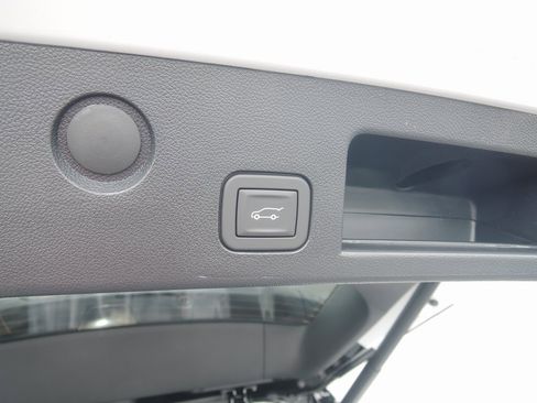 New 2026 Chevrolet Equinox LT w/ Convenience Package II image 31