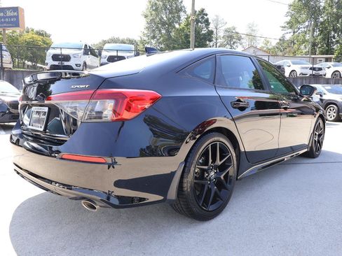 Used 2022 Honda Civic Sport image 7