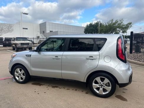 Used 2018 Kia Soul FWD image 8