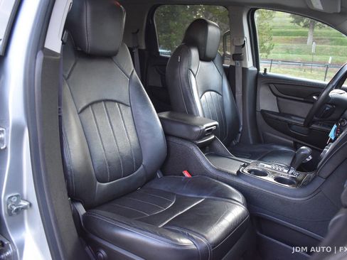 Used 2015 GMC Acadia SLT w/ Technology Package image 13