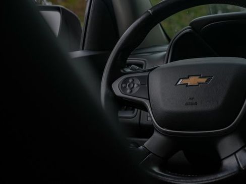 Used 2018 Chevrolet Colorado ZR2 w/ ZR2 Midnight Special Edition AWD/4WD image 46