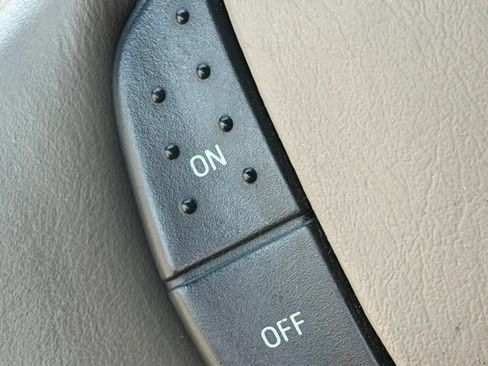 Used 2001 Ford F150 Lariat RWD image 17