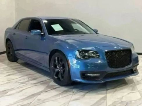 Used 2022 Chrysler 300 Touring L w/ Safetytec Plus Group image 36