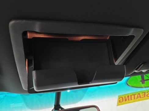 Used 2014 Ford Explorer XLT w/ Equipment Group 202A image 38