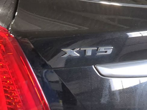 Used 2018 Cadillac XT5 Luxury w/ LPO, Wheel Lock Package image 24