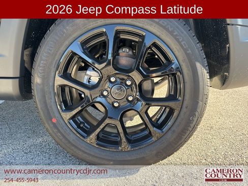 New 2026 Jeep Compass Latitude image 19