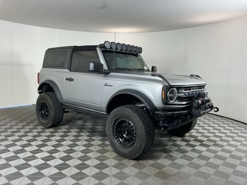 Used 2022 Ford Bronco Black Diamond AWD/4WD image 3