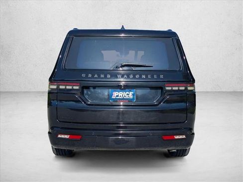 Used 2022 Jeep Grand Wagoneer Series II AWD/4WD image 7
