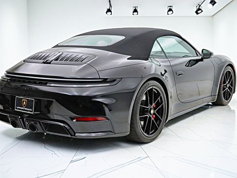 Used 2026 Porsche 911 Carrera 4 GTS AWD/4WD image 25