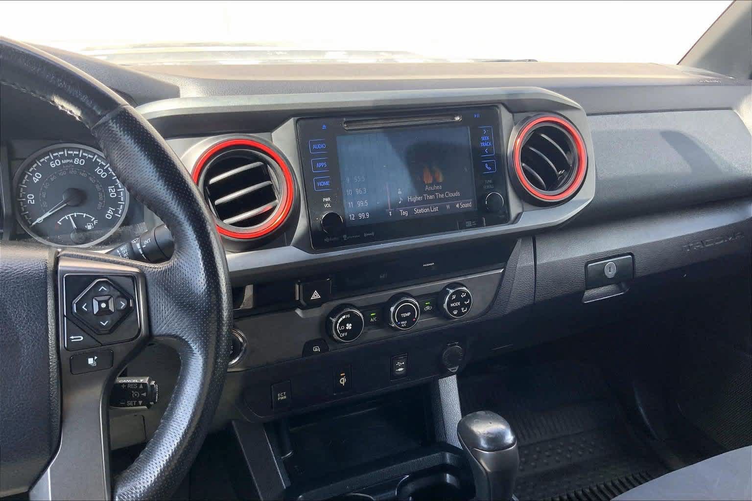 Used 2017 Toyota Tacoma TRD Sport RWD image 15