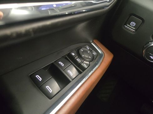 Certified 2024 GMC Sierra 2500 Denali Ultimate AWD/4WD image 28