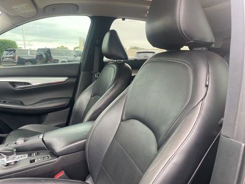 Used 2020 INFINITI QX50 Sensory w/ Proactive Package FWD image 11