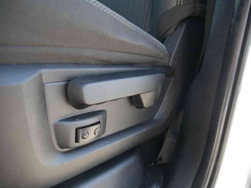 Used 2023 RAM 3500 Tradesman w/ Chrome Appearance Group AWD/4WD image 26