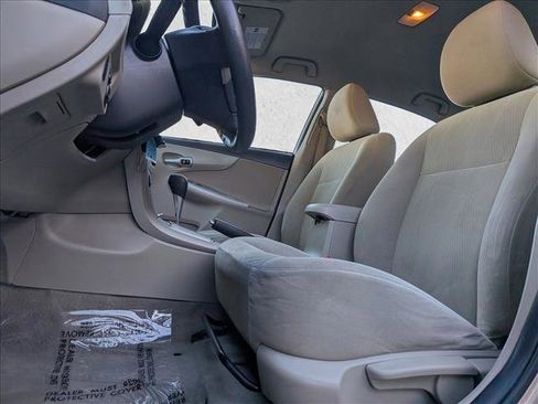 Used 2012 Toyota Corolla LE image 14