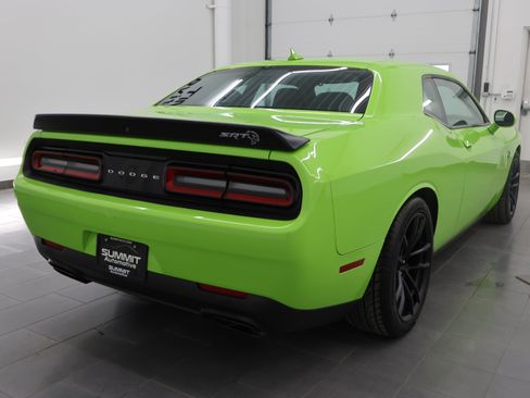 Used 2023 Dodge Challenger SRT Hellcat RWD image 5